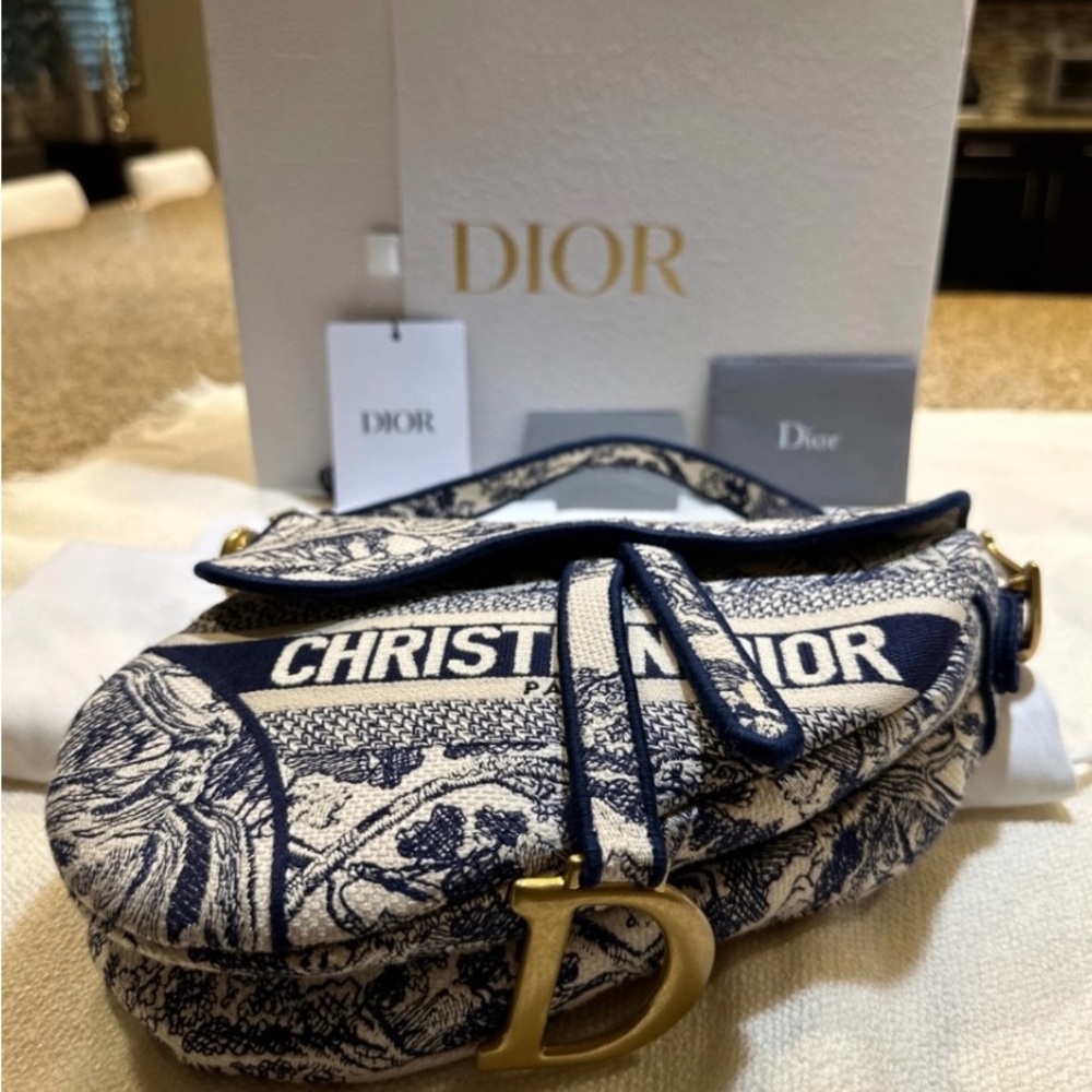 Dior Toile de Jouy saddle bag - Picture 2 of 8